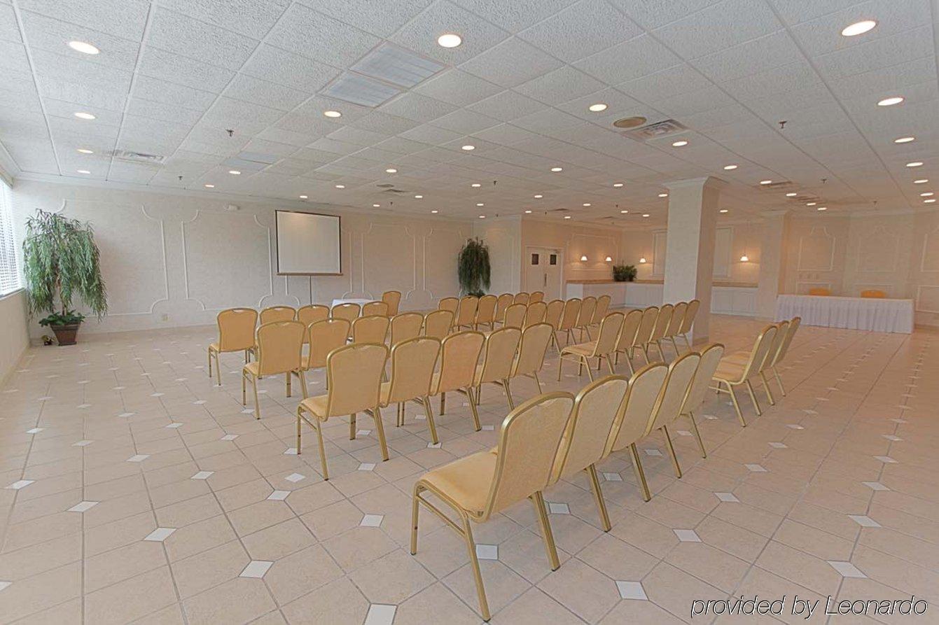 Doubletree By Hilton Clarksville Riverview Afaceri foto